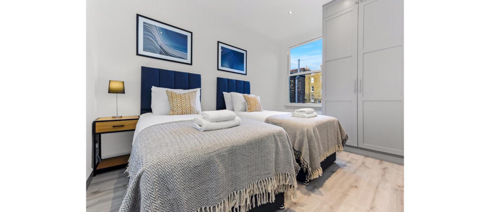 Huge, Brand-new Flat For Friends & Families!